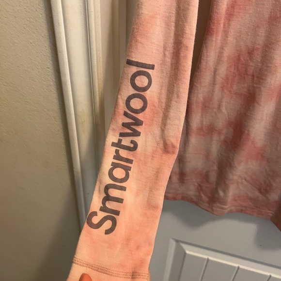 Smartwool Soft Pink Apparel - Picture 2 of 4